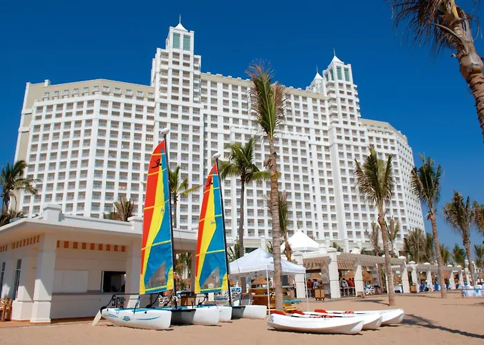Riu Emerald Bay