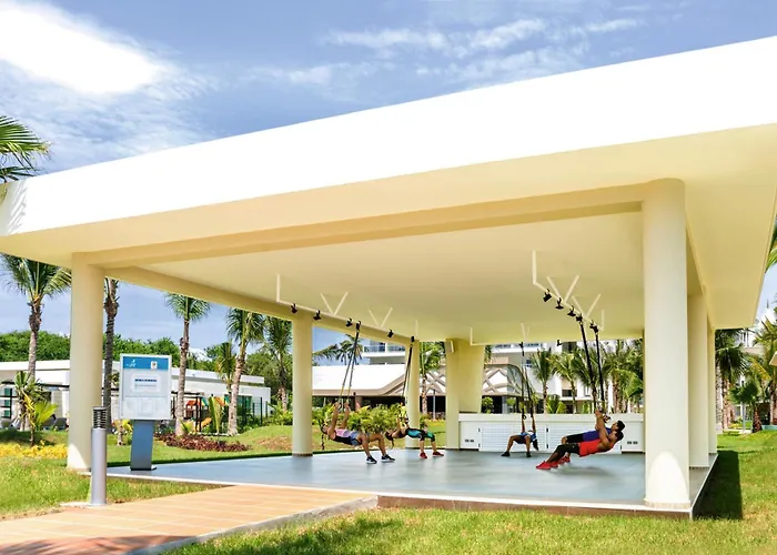 Riu Emerald Bay